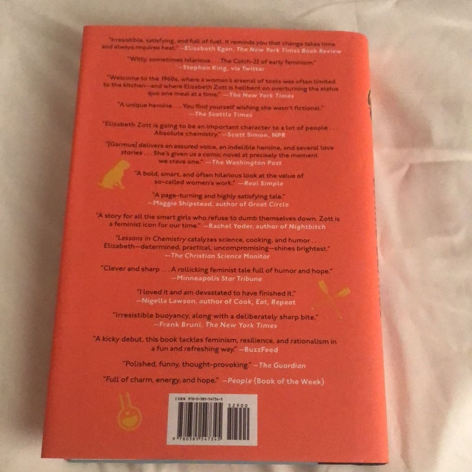 & Other Stories Lessons in Chemistry by Bonnie Garmus Size ONE SIZE - 2 Thumbnail