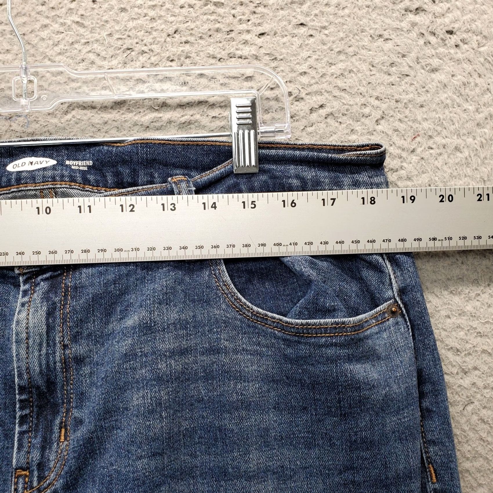 Old Navy Old Navy Womens 14 Blue Denim Mid Rise Boyfriend Jeans - Regular Fit, 5-Pocket, 27 Inseam, Streetwear Style Size 36" / US 14 / IT 50 - 6 Thumbnail