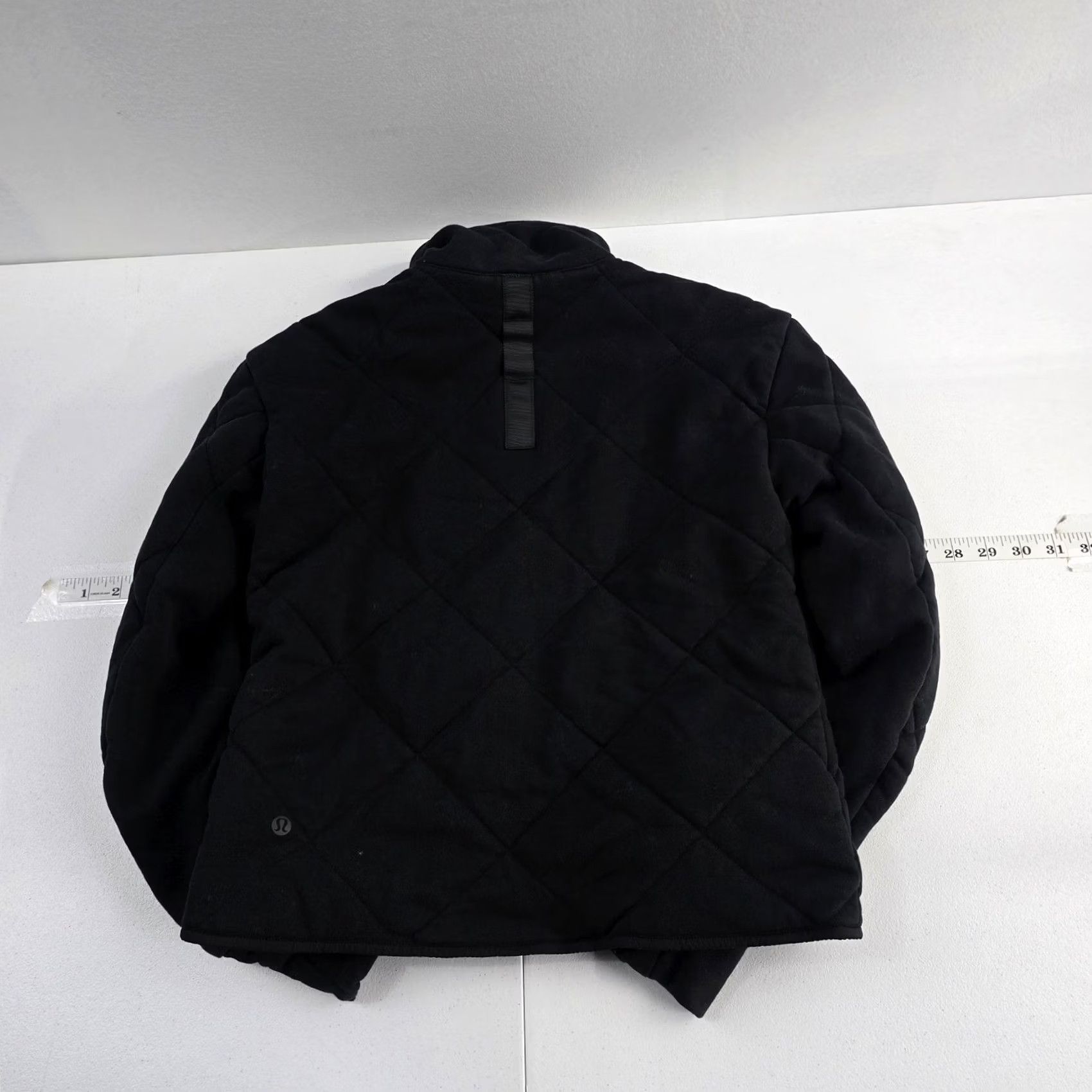 Lululemon Lululemon Black Quilted Full Zip Jacket Womens Sz 4 Athletic Outerwear Full Zip Warm Cozy Size S / US 4 / IT 40 - 4 Thumbnail