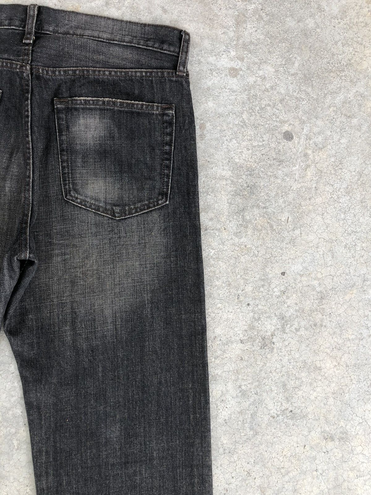 If Six Was Nine Mudwash Uniqlo Distressed Jeans Size US 32 / EU 48 - 10 Thumbnail