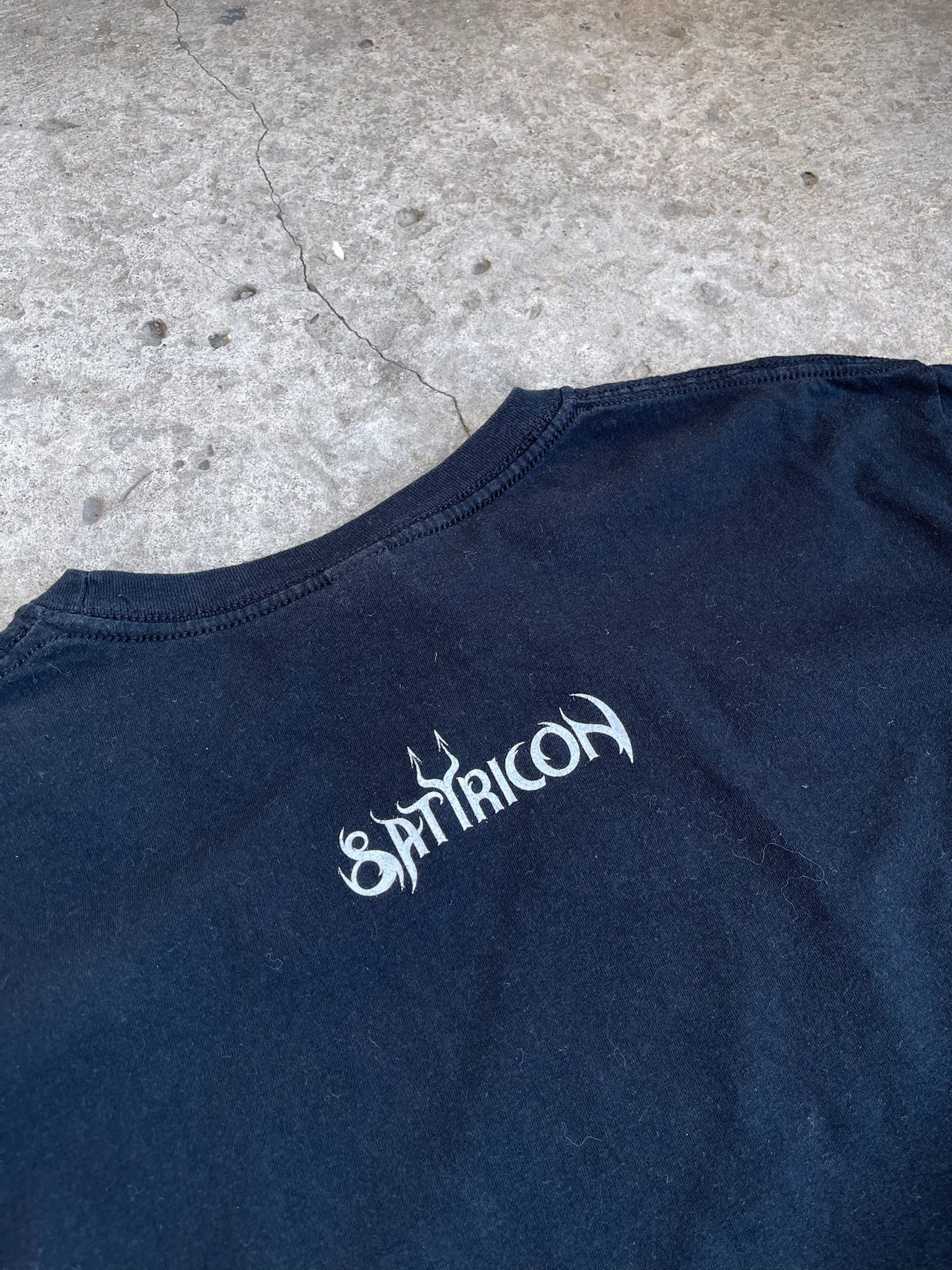 Band Tees VTG 00s Satyricon Dark Medieval Times Band Tee Black Metal Size US L / EU 52-54 / 3 - 7 Thumbnail