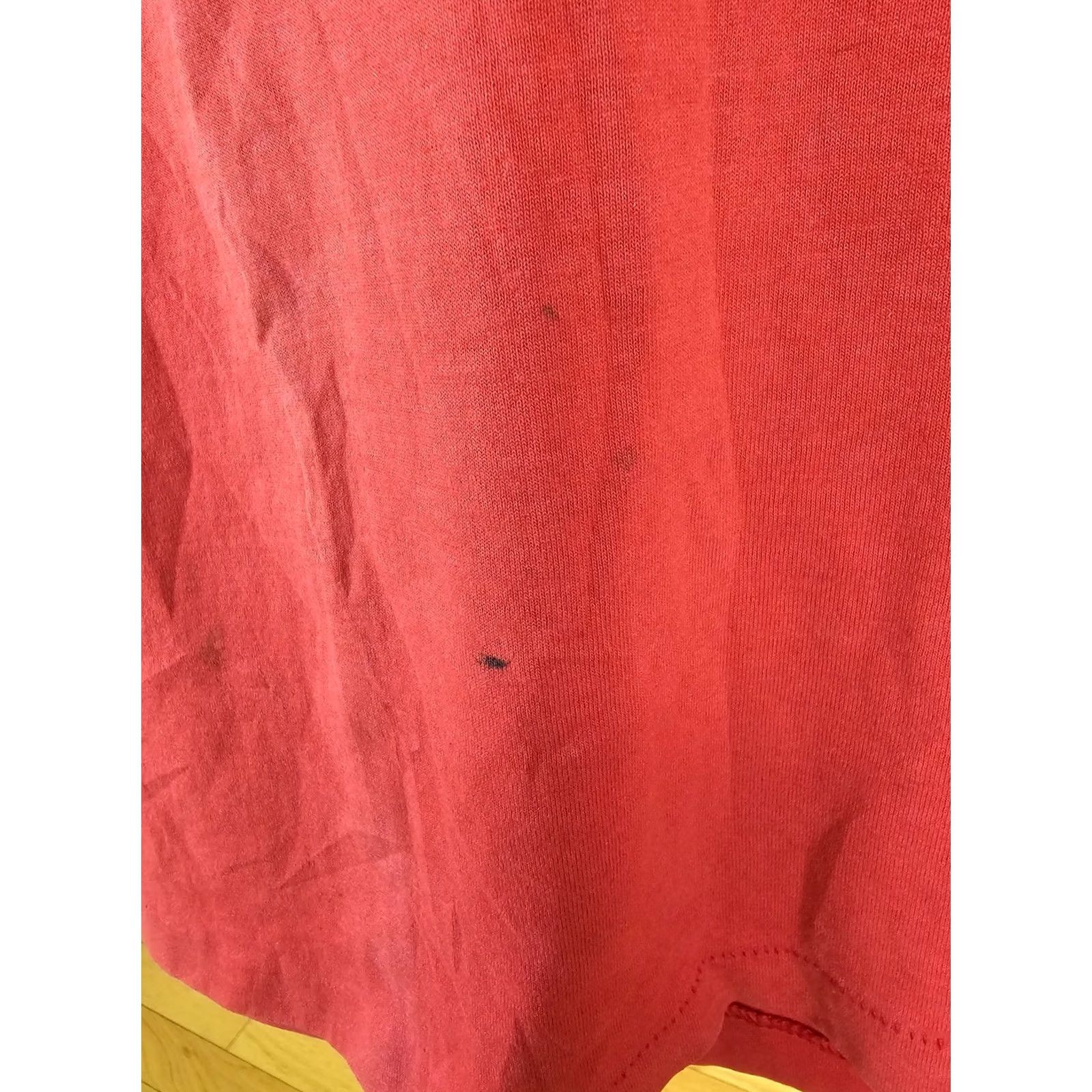 Vintage VINTAGE 90' ONE STEP AHEAD TV SHOW TV GUIDE RED SINGLE STITCH T-SHIRT XL حجم XL Size US XL / EU 56 / 4 - 6 Thumbnail