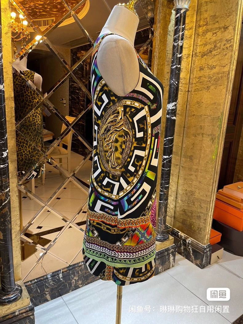 Versace Versace Baroque classic logo leopard print dress Size M / US 6-8 / IT 42-44 - 4 Thumbnail