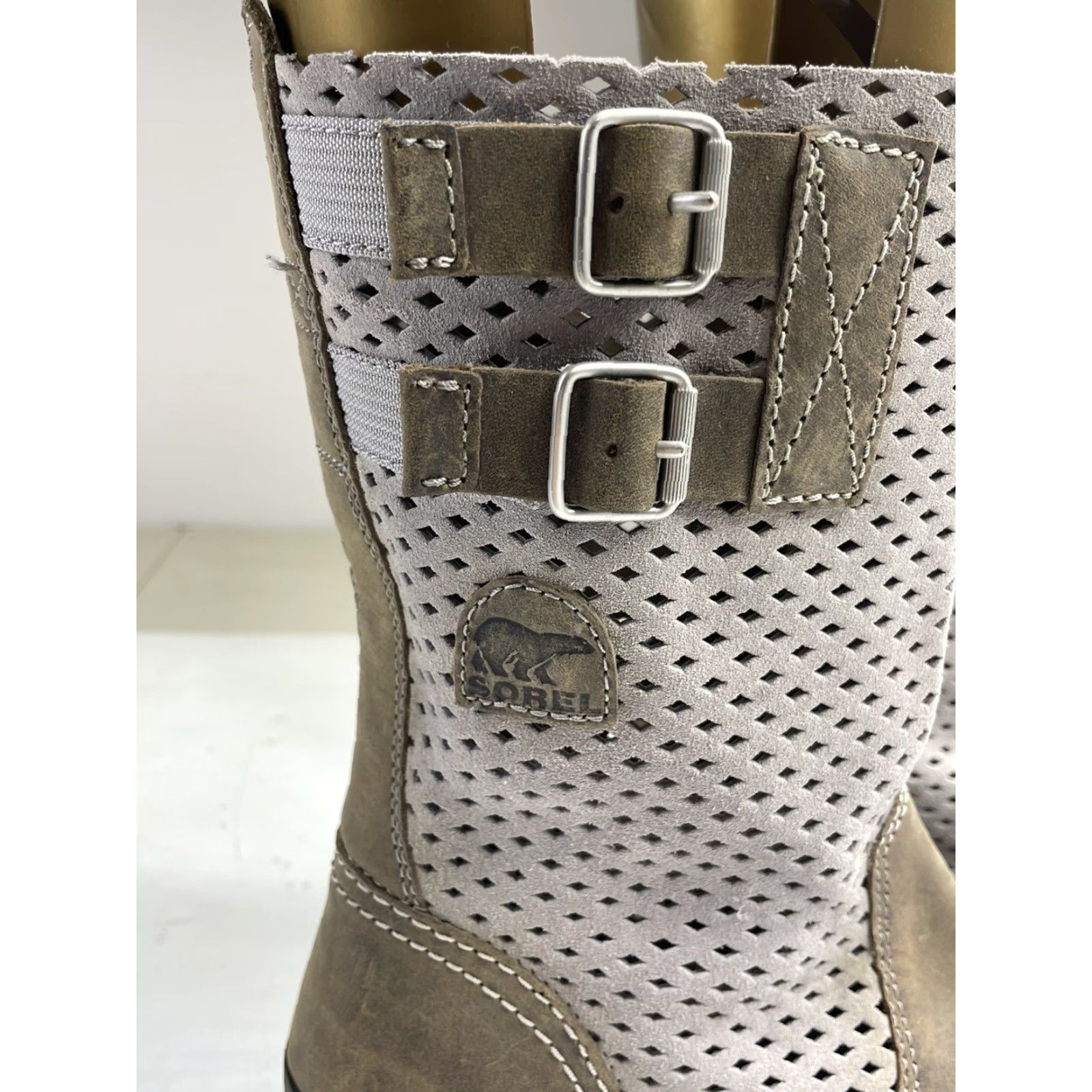SOREL Sorel Major Pull On Boot Womens 7 Gray Leather Mid-Calf Buckle Laser Cut Perforated Casual Travel Size US 7 / IT 37 - 5 Thumbnail