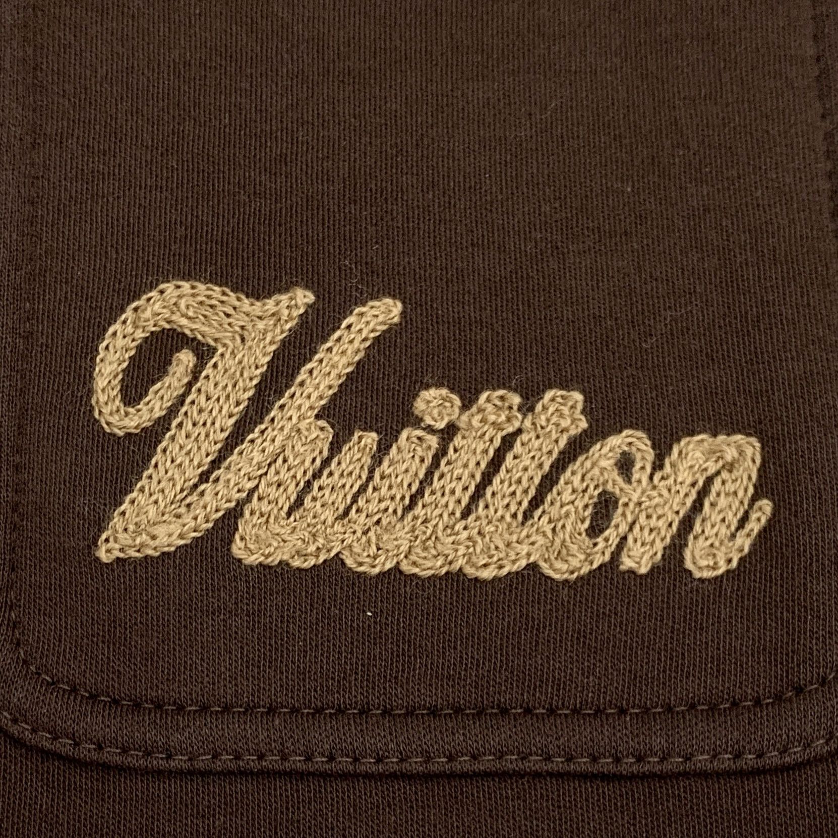 Louis Vuitton Louis Vuitton Dark Brown Cotton Collar Long Sleeve (Size L) Size US L / EU 52-54 / 3 - 5 Thumbnail