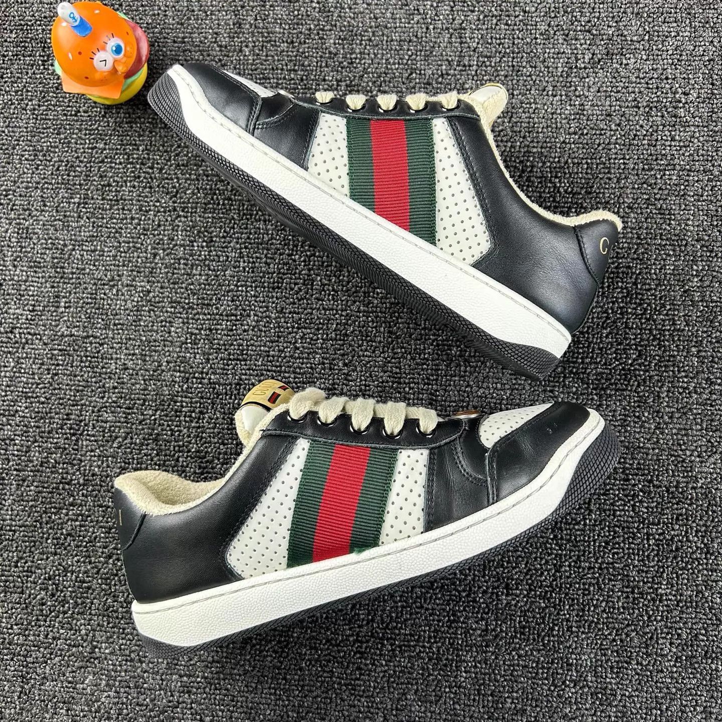 Gucci Gucci Women's Black White Distressed Sneakers 35.5 Good Size US 5 / IT 35 - 4 Thumbnail