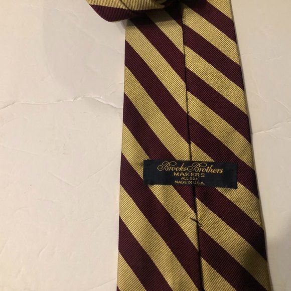 Brooks Brothers BROOKS BROTHERS MEN'S NEW 100%SILK TIE 3 3/4" X 56 1/2" Size ONE SIZE - 7 Thumbnail