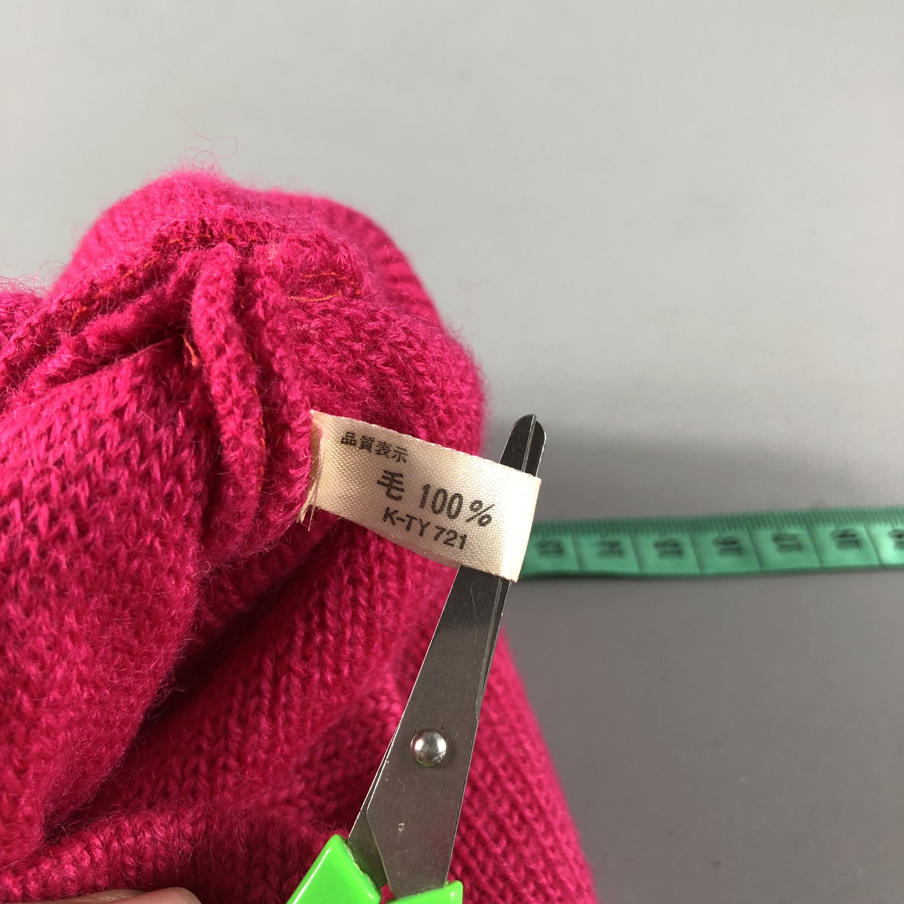 Ellesse Ellesse Pink Joker Wool Beanie Snowcap Snow Hat B673 Size ONE SIZE - 8 Thumbnail