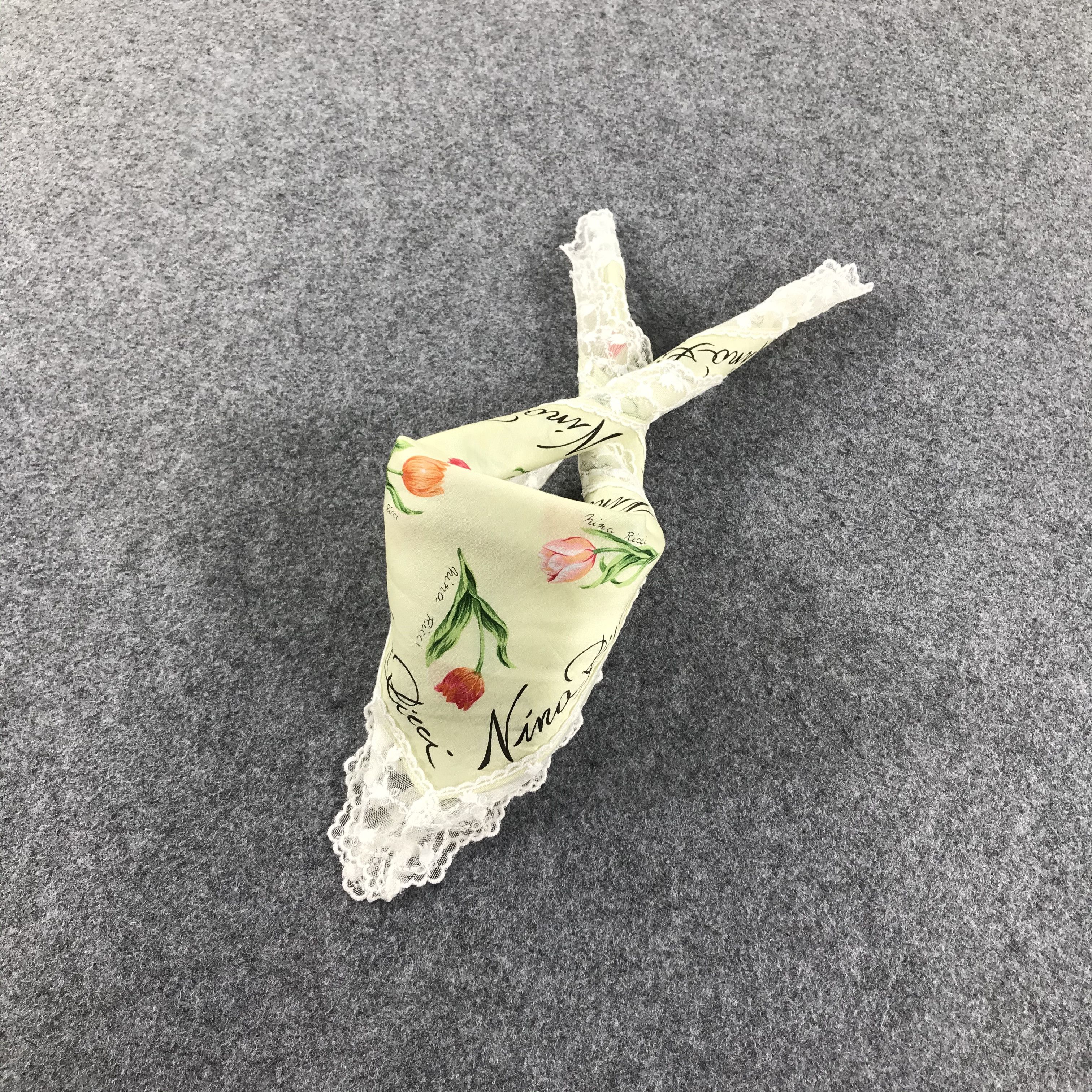 Nina Ricci Nina Ricci Floral Handkerchief Neckerchief Bandana H387 Size ONE SIZE - 3 Thumbnail