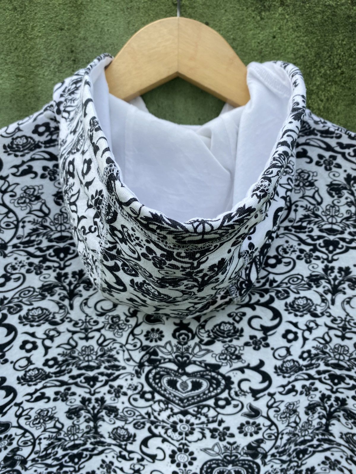 Vintage N.W.D Y2K Black White Paisley Full Zip Hoodie All Over Print Size L / US 10 / IT 46 - 9 Thumbnail