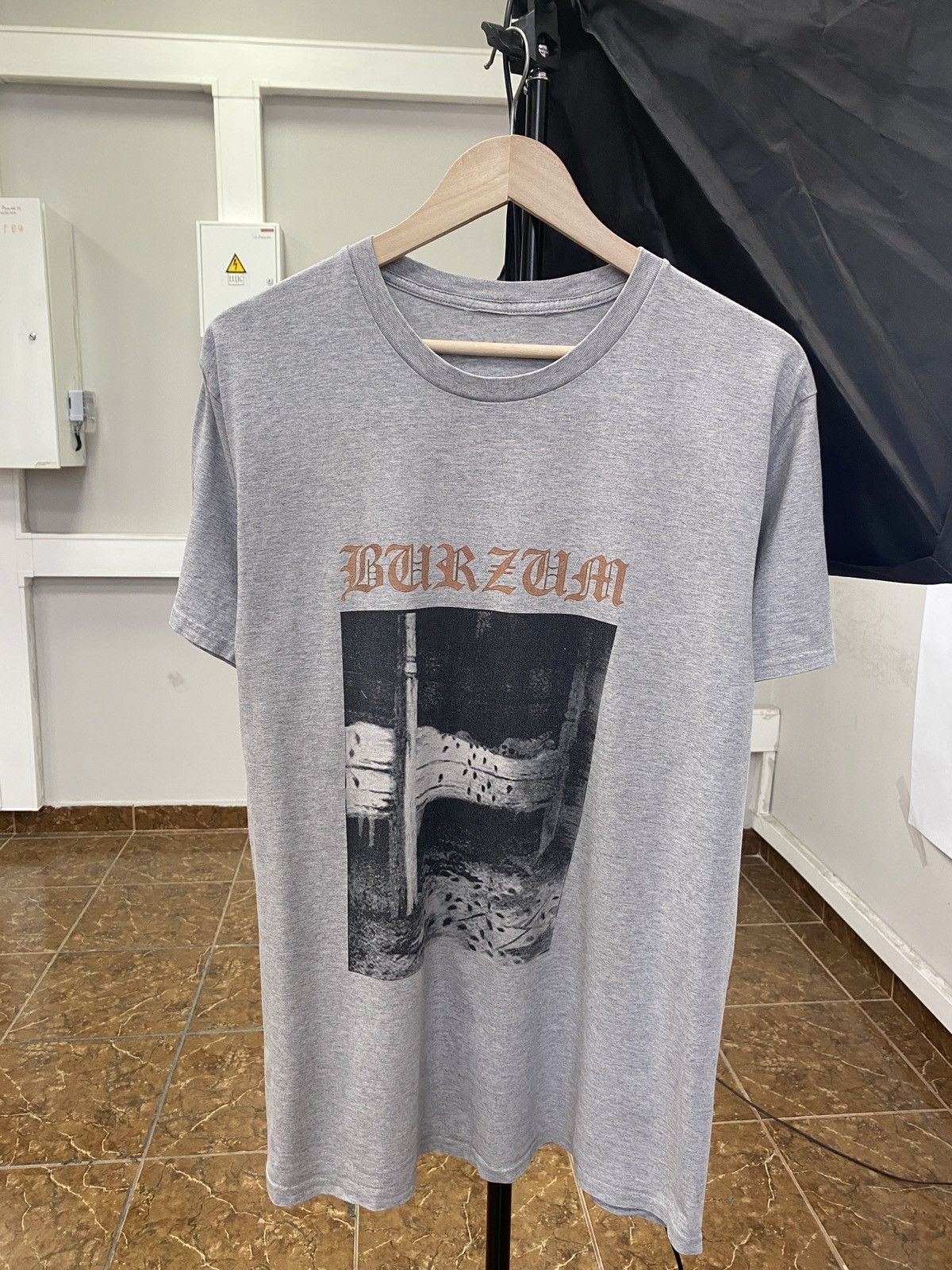 Band Tees Vintage Burzum Ragnarok Blackmetal T-Shirts Retro Y2K Rare Size US M / EU 48-50 / 2 - 1 Thumbnail