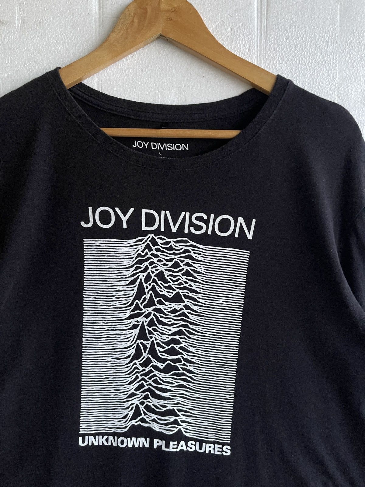 Joy Division Vintage🔥Joy Division🔥UNKNOWN PLEASURES Black Tshirt Size US L / EU 52-54 / 3 - 3 Thumbnail
