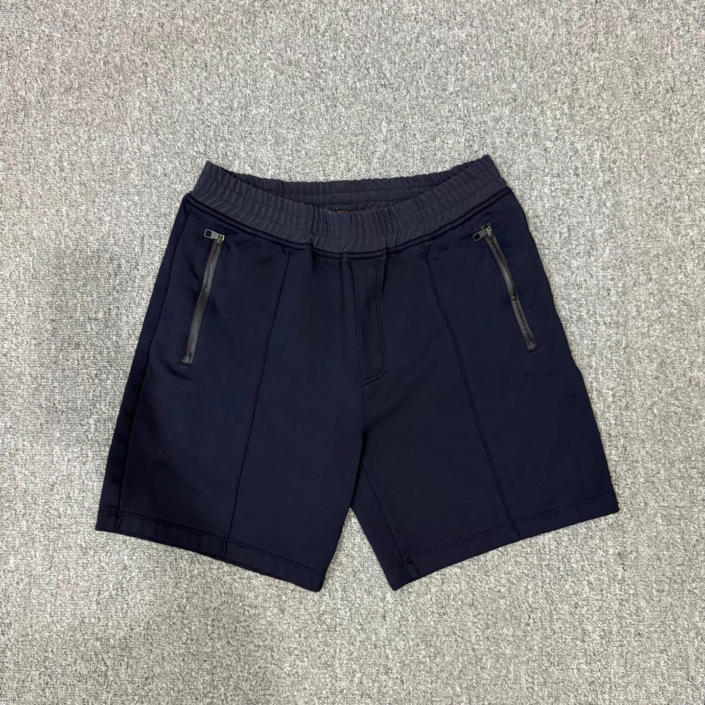 Louis Vuitton LV Navy Blue Shorts Size S 99 New Size 26" / US 2 / IT 38 - 1 Thumbnail