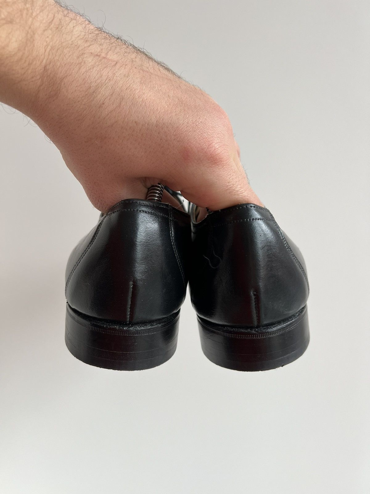 Loake × Vintage Vintage Loake Leather Black Shoes Size US 10 / EU 43 - 6 Thumbnail