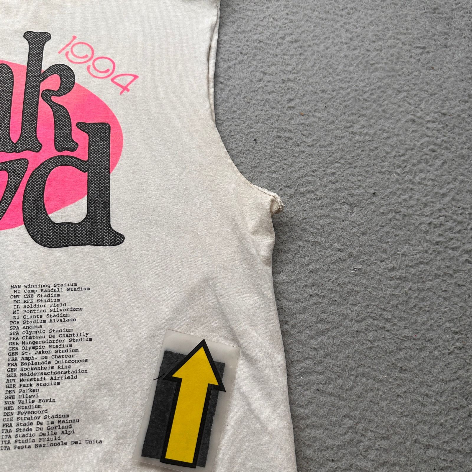 Vintage Vintage 1994 Pink Floyd T-Shirt Mens XL Sleeveless Graphic Size US XL / EU 56 / 4 - 7 Thumbnail