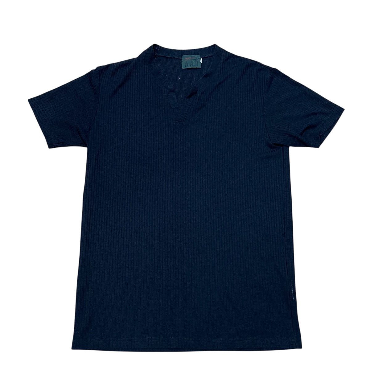 Yohji Yamamoto VINTAGE AAR YOHJI YAMAMOTO CASUAL KNIT RIBBED V NECK TEE Size US S / EU 44-46 / 1 - 1 Thumbnail