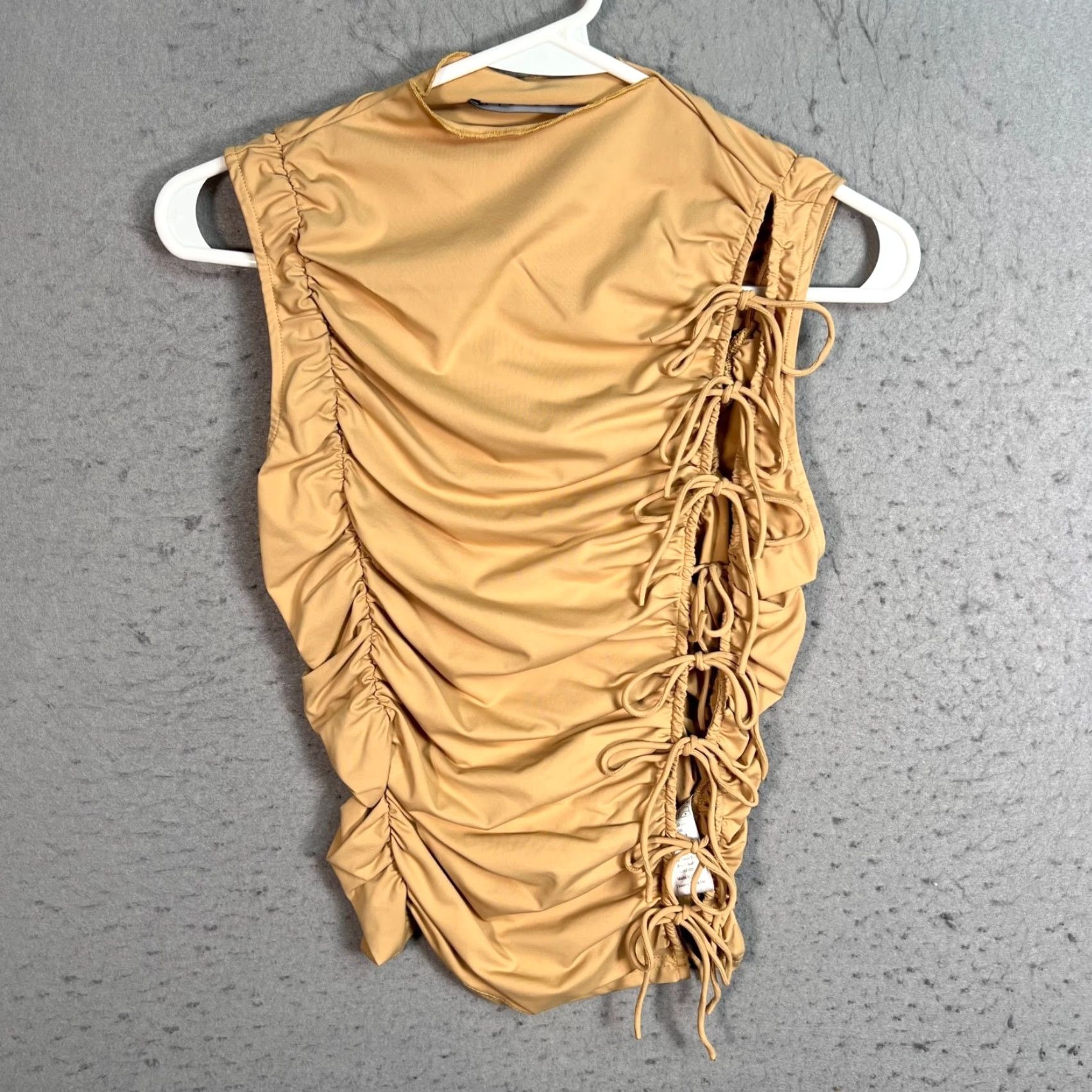 Lioness Lioness Womens Top Sleeveless Ruched Tan Adjustable Side Ties L Beige Adult Large Shirt Summer Womens) Size L / US 10 / IT 46 - 2 Thumbnail