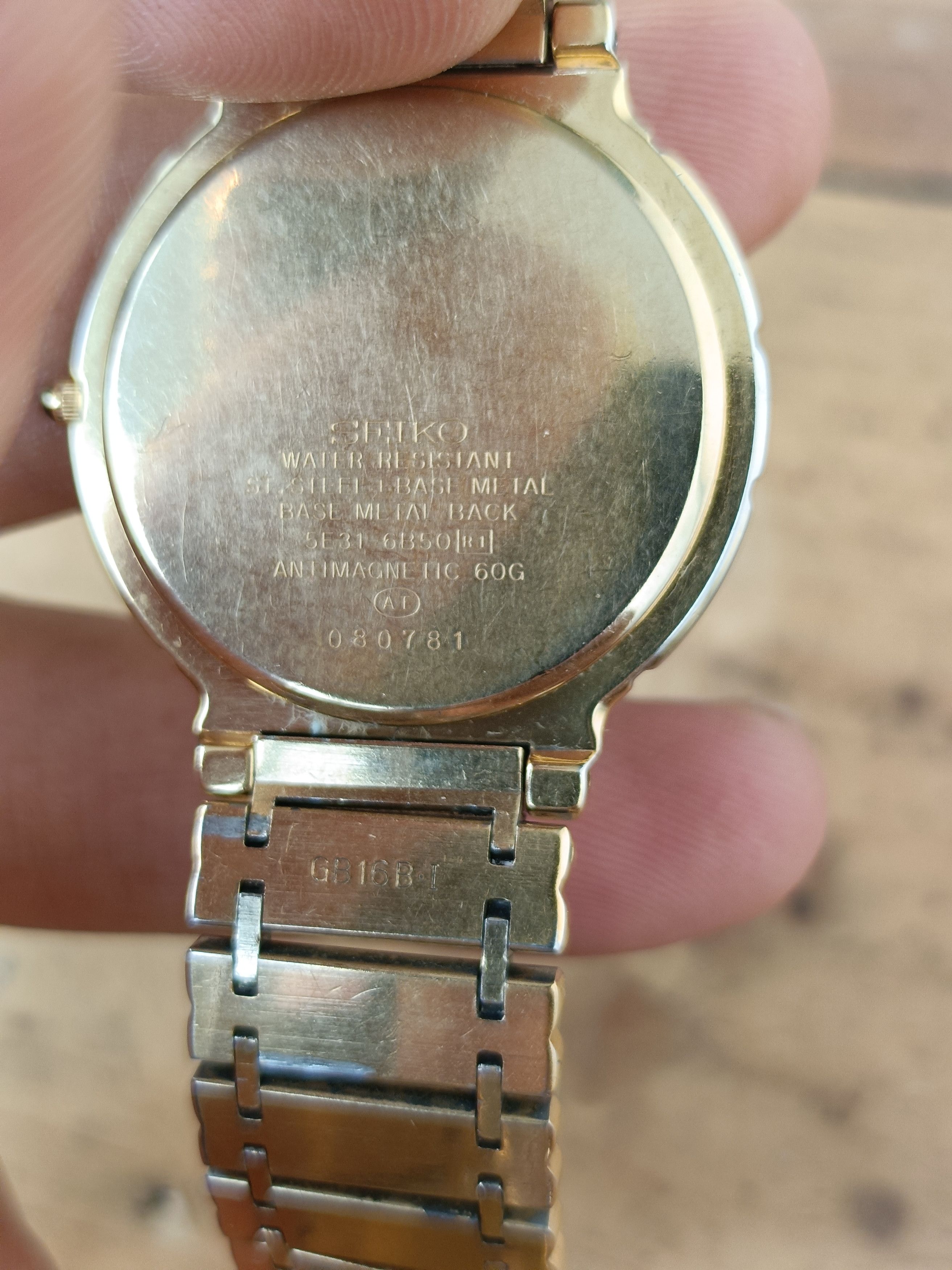 Seiko × Vintage Vintage Seiko dolce bamboo 5e31-6b50 two tone watch Size ONE SIZE - 4 Thumbnail