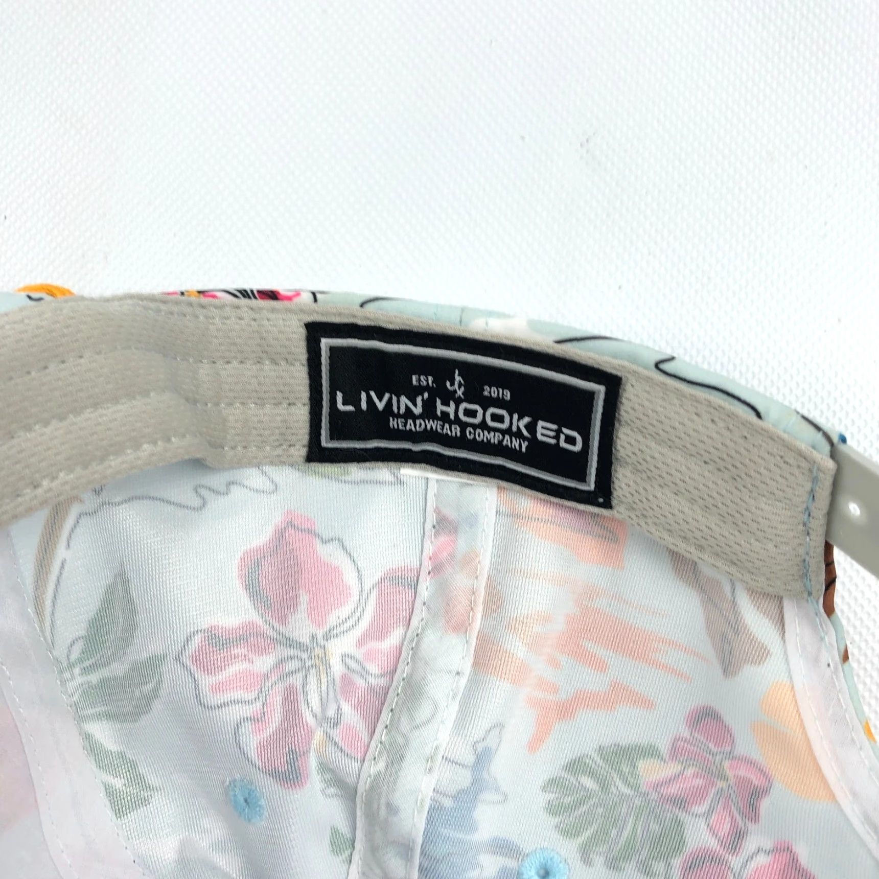 Vintage Livin Hooked Hat Snapback Flat Brim Tropical Floral Graphic Rope Detail Surf Pelican Size ONE SIZE - 7 Thumbnail