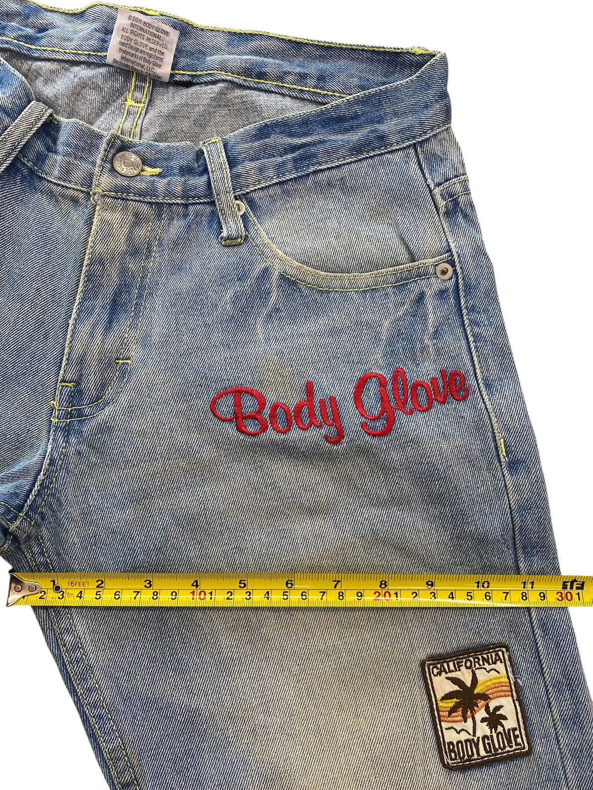 Body Glove Body Glove Mud Wash Straight Leg Style Jeans Size US 30 / EU 46 - 7 Thumbnail