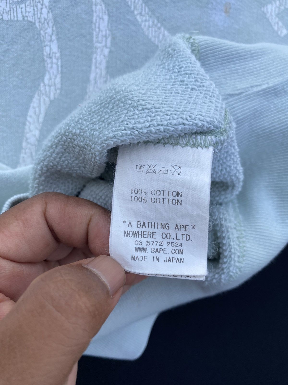 Bape Rare BAPE with the "Ape Shall Never Kill Ape" Hoodie Size US M / EU 48-50 / 2 - 15 Thumbnail