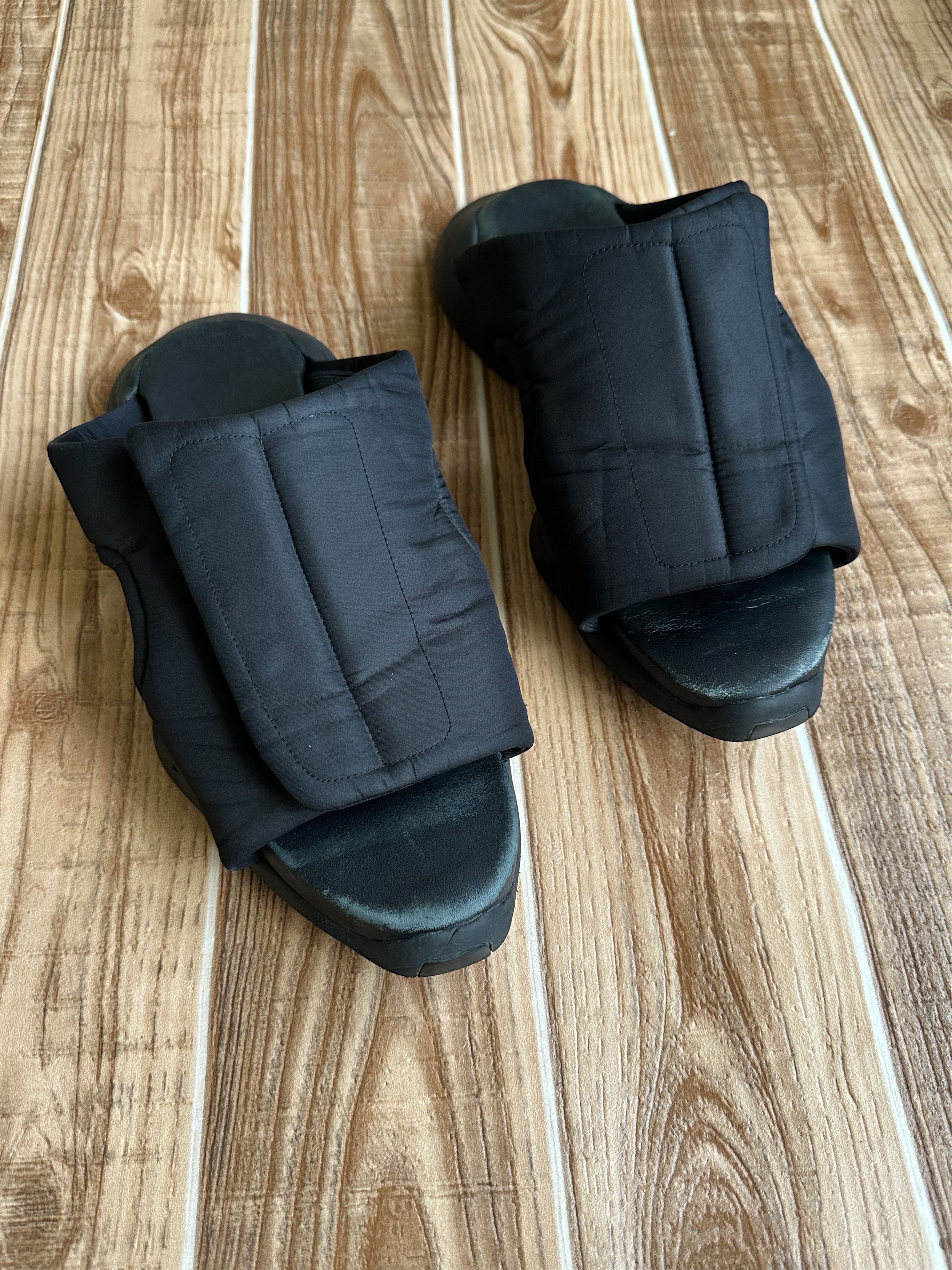 Adidas × Rick Owens × Rick Owens Drkshdw Rick owens co-signed adidas horseshoe slippers Size US 8 / EU 41 - 2 Thumbnail