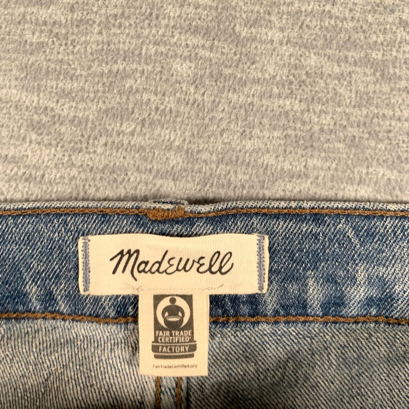 Madewell Madewell Jeans Womens 26 Blue Classic Straight High Rise Raw Hem Denim Stretch Size 26" / US 2 / IT 38 - 4 Thumbnail