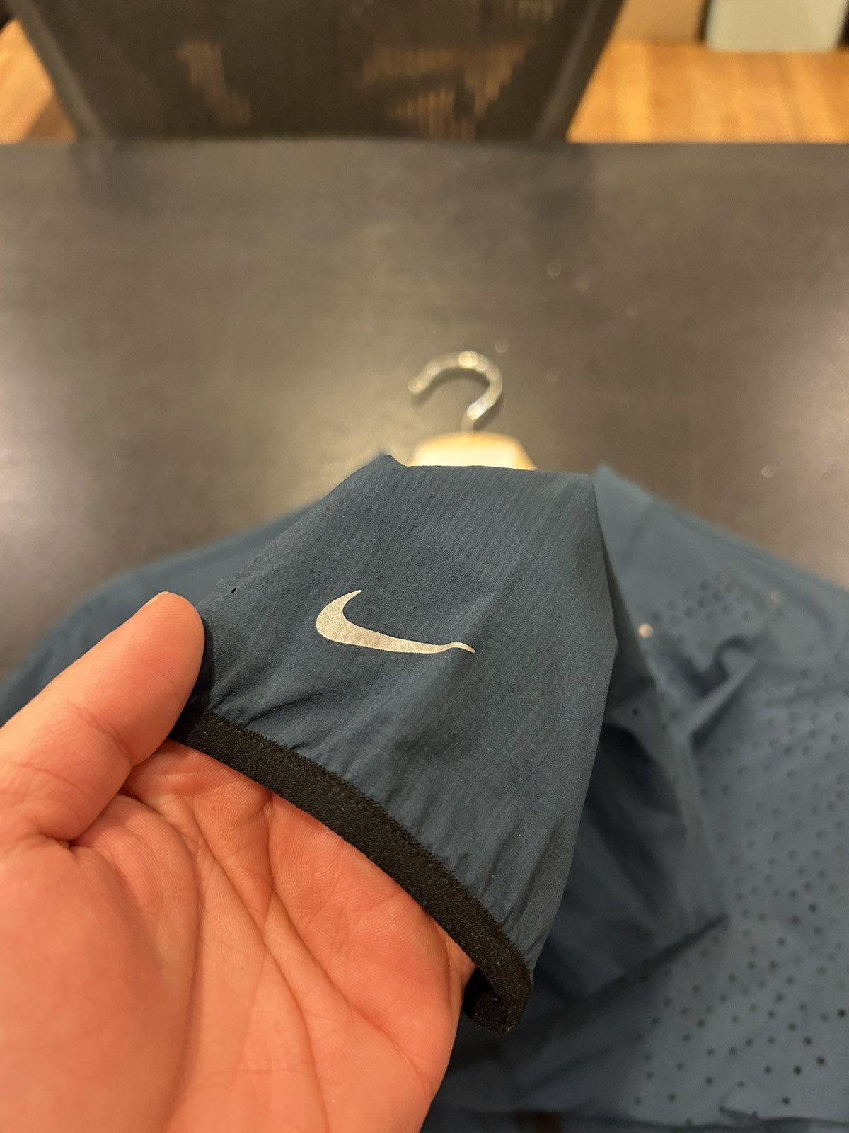 Gyakusou × Nike × Undercover Nike Undercover Gyakusou Perforated Jacket Size US XL / EU 56 / 4 - 3 Thumbnail