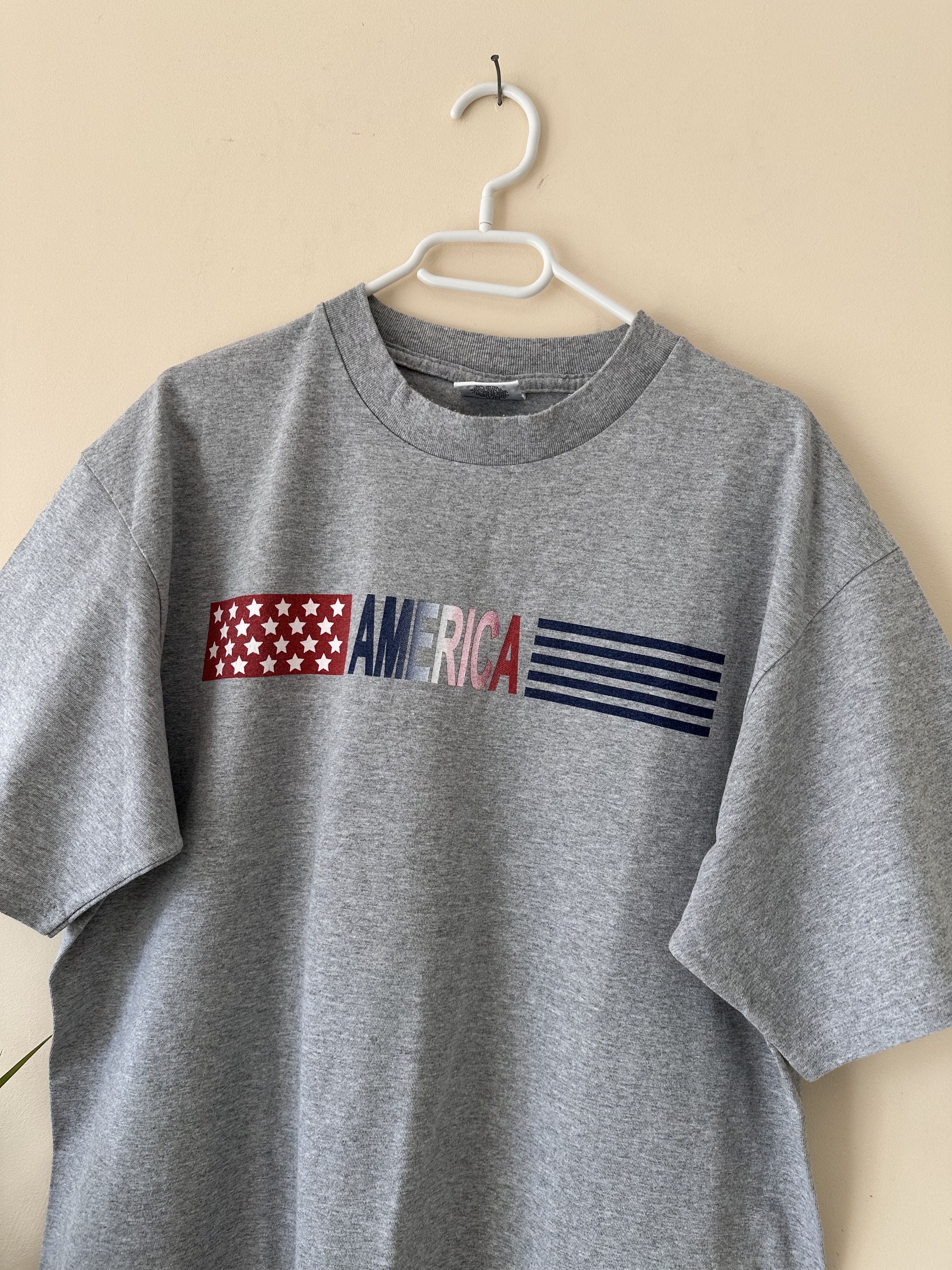 Vintage Vintage Usa America tee 90s nba nhl Size US L / EU 52-54 / 3 - 2 Thumbnail