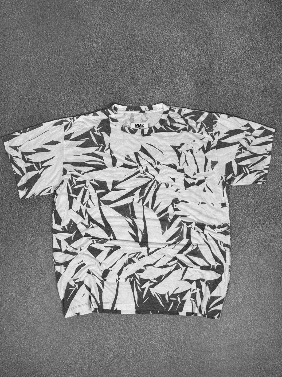 Maison Margiela Maison Margiela Luxury Oversized Fit Gorgeous T-Shirt Size M / US 6-8 / IT 42-44 - 1 Thumbnail