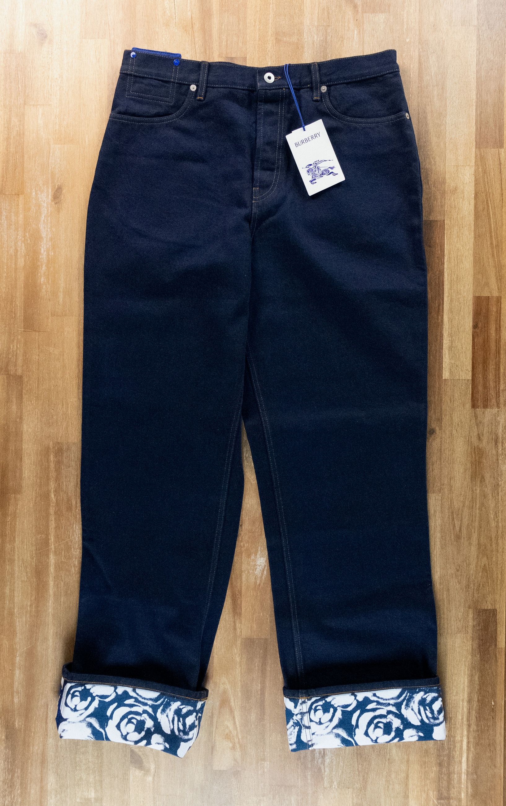 Burberry BURBERRY indigo blue rose print cuffs straight leg jeans 32 Size US 32 / EU 48 - 5 Thumbnail