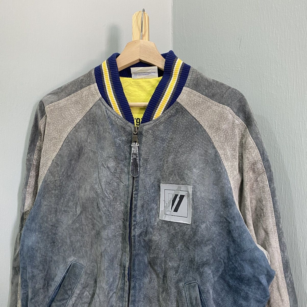Formula 1 Vintage Williams Renault F1 World Champions Suede Bomber Size US M / EU 48-50 / 2 - 4 Thumbnail