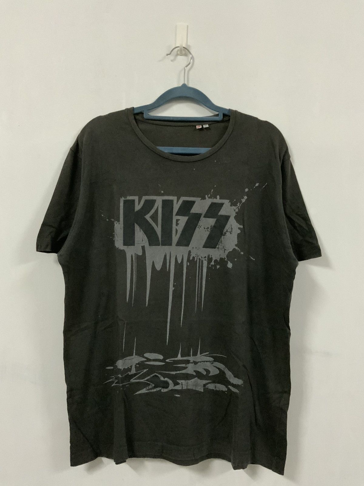 KISS Uniqlo Kiss Band Tee Size US L / EU 52-54 / 3 - 1 Thumbnail