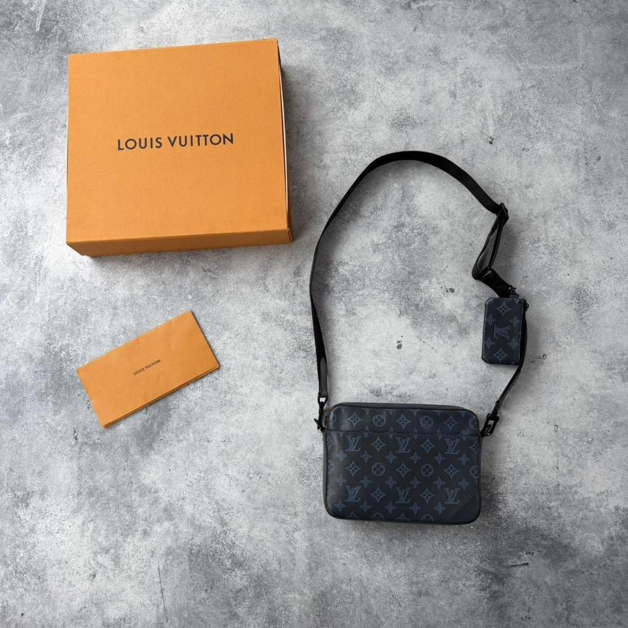 Louis Vuitton Louis vuitton blue shadow monogram duo messenger Size ONE SIZE - 1 Thumbnail