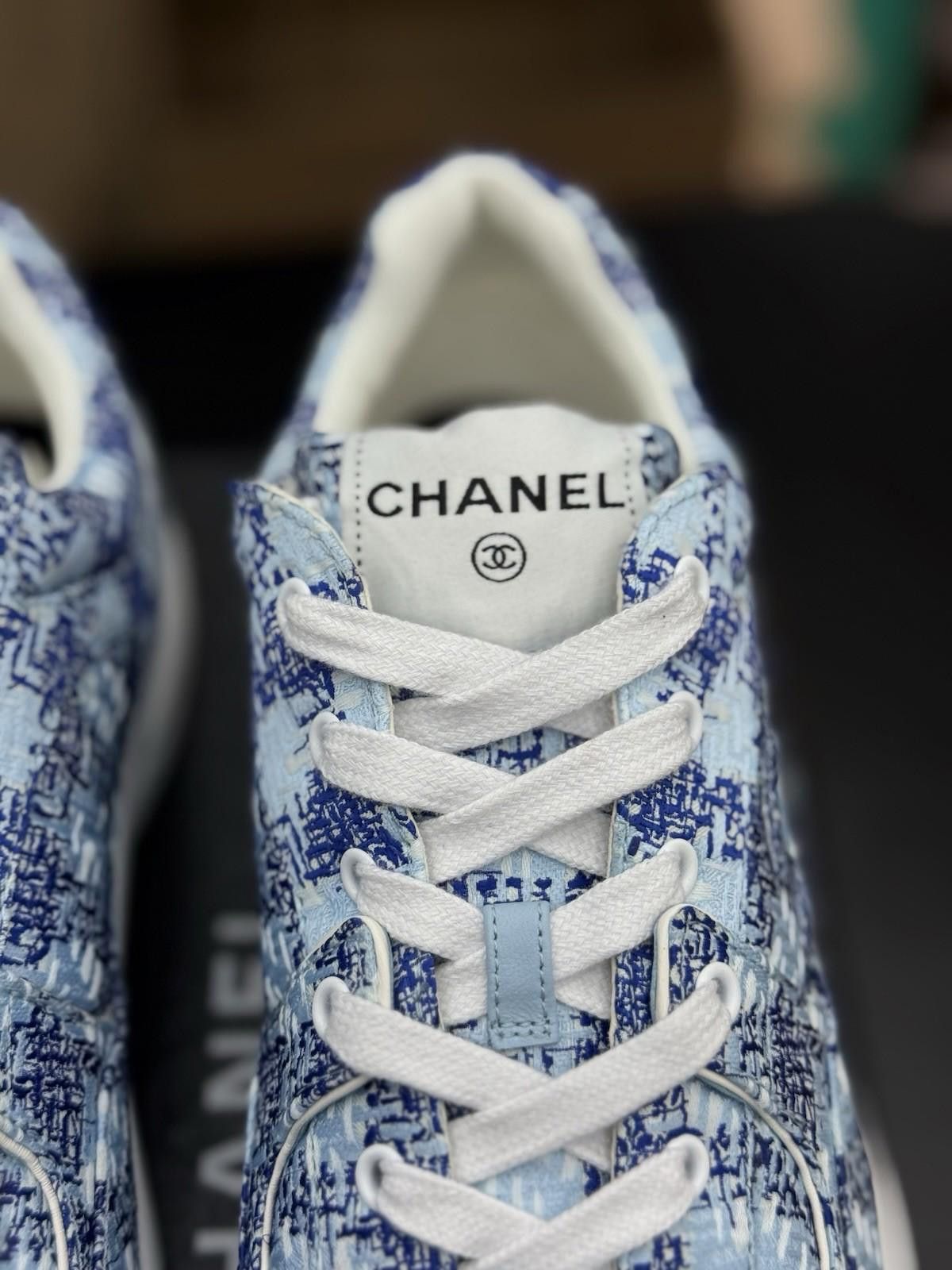 Chanel CHANEL CC Logo Sneaker Size 40.5EU/10.5US(W)/9US(M) $1425 Size US 10.5 / IT 40.5 - 7 Thumbnail