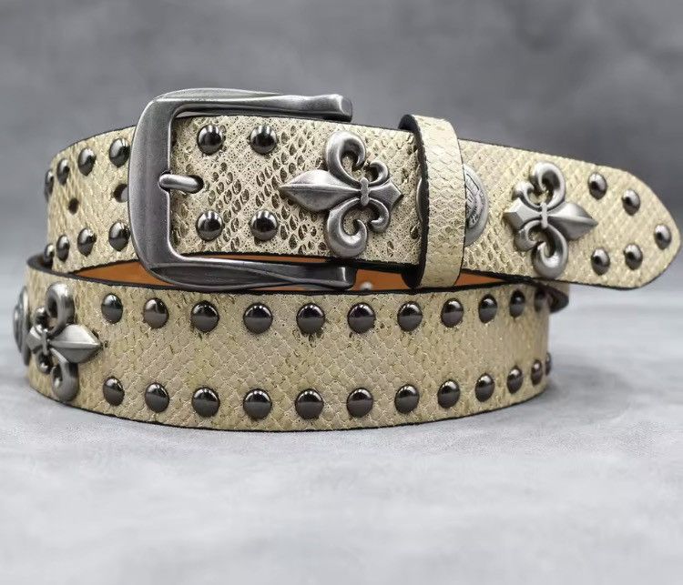 Japanese Brand 115 cm Y2K Leather Rivet Belt Golden Cross Size ONE SIZE - 2 Thumbnail