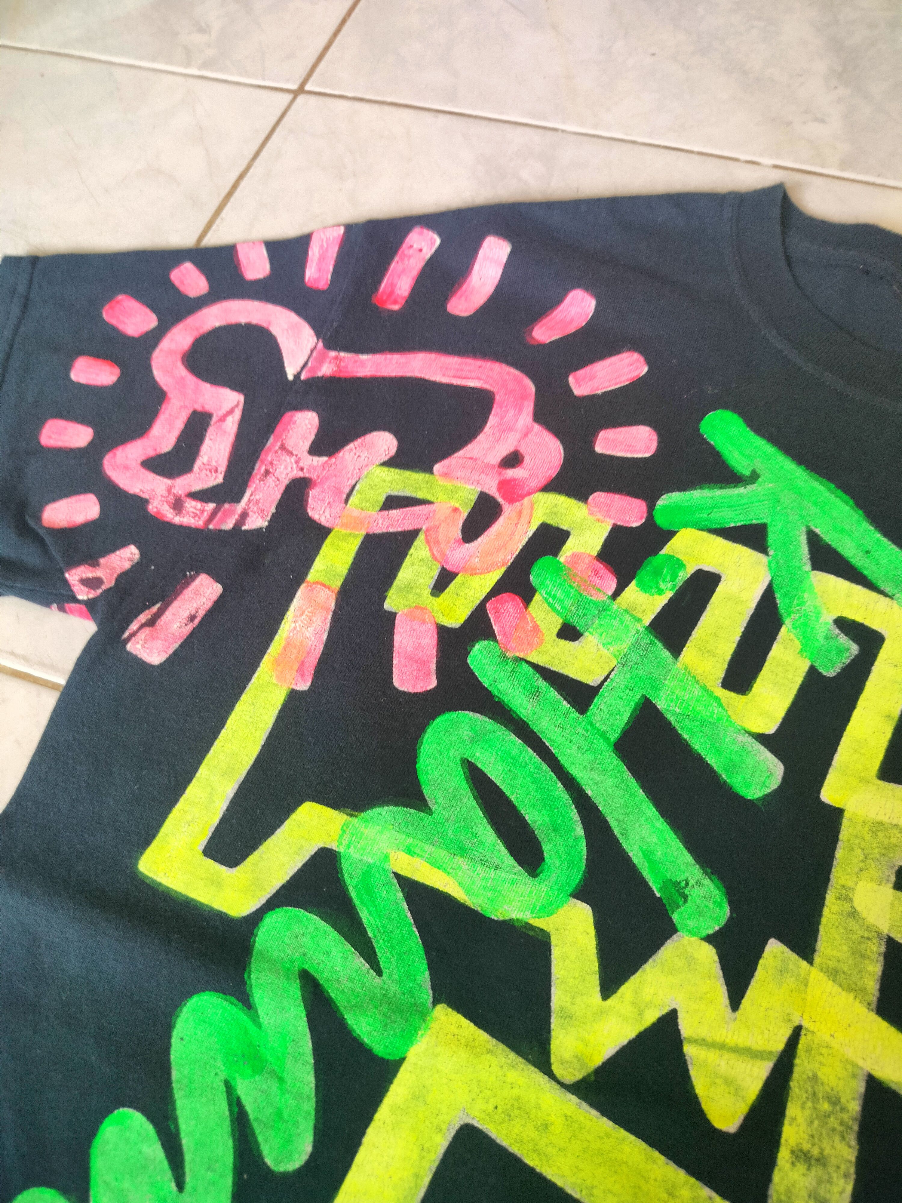 Keith Haring keith haring handprint patricia field Size US M / EU 48-50 / 2 - 4 Thumbnail