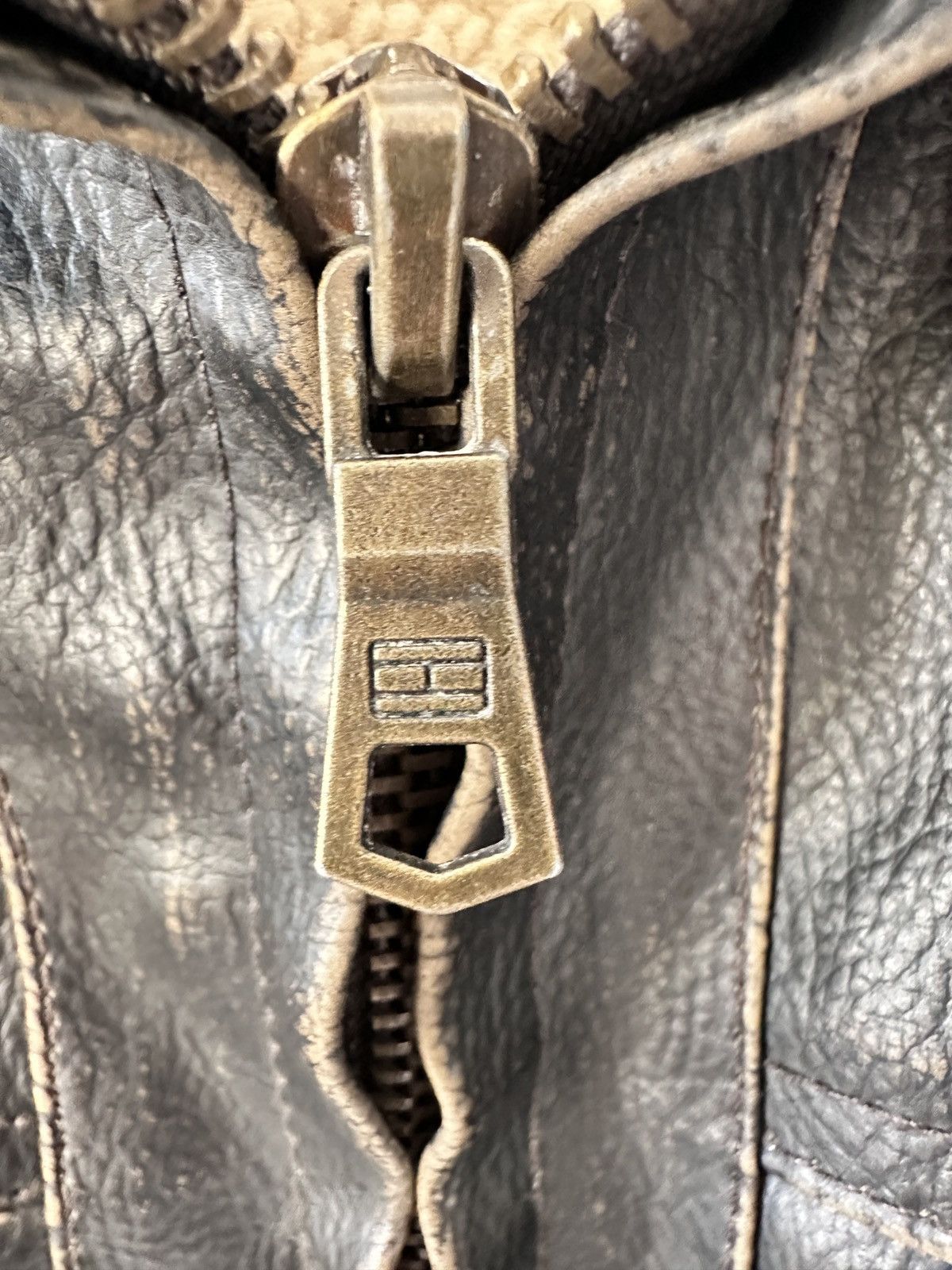 Tommy Hilfiger Tommy Hilfiger Sherpa Lined Faux Leather Bomber Jacket XL Size US XL / EU 56 / 4 - 7 Thumbnail