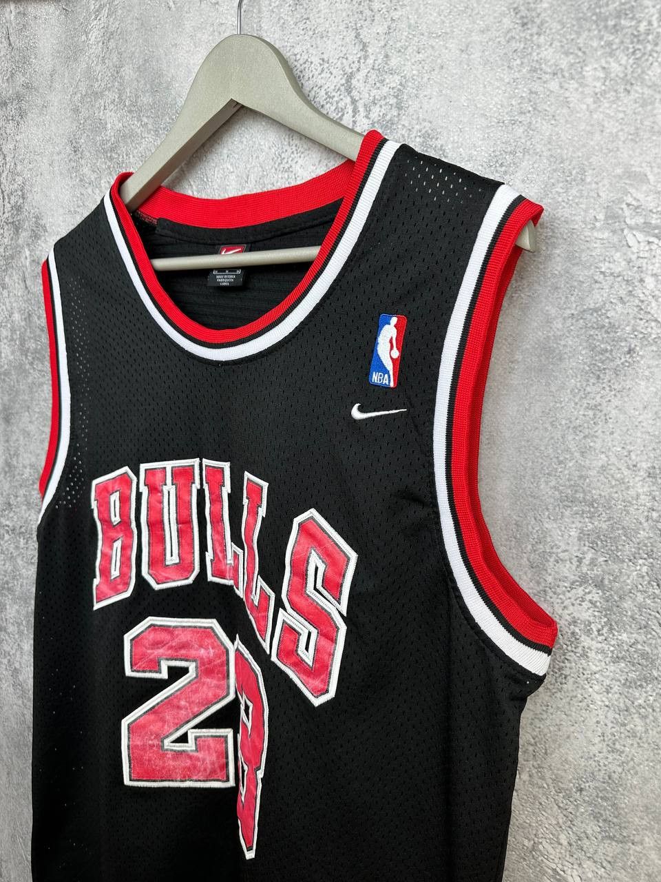 Nike Nike Chicago Bulls Michael Jordan #23 Jersey Vintage NBA Size US M / EU 48-50 / 2 - 5 Thumbnail