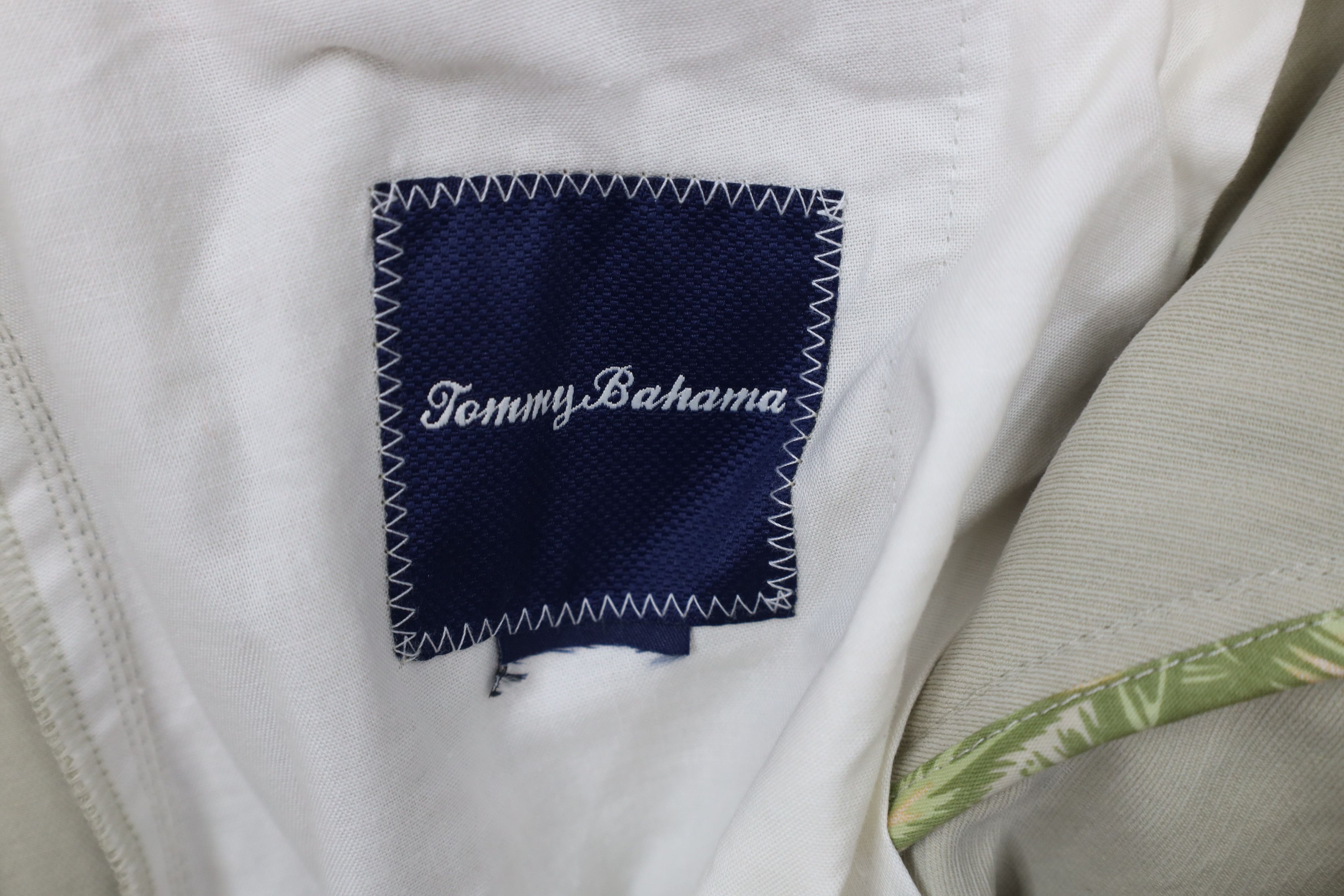 Tommy Bahama Vintage Tommy Bahama Wide Leg Chino Pants Trousers Beige Size US 34 / EU 50 - 9 Thumbnail
