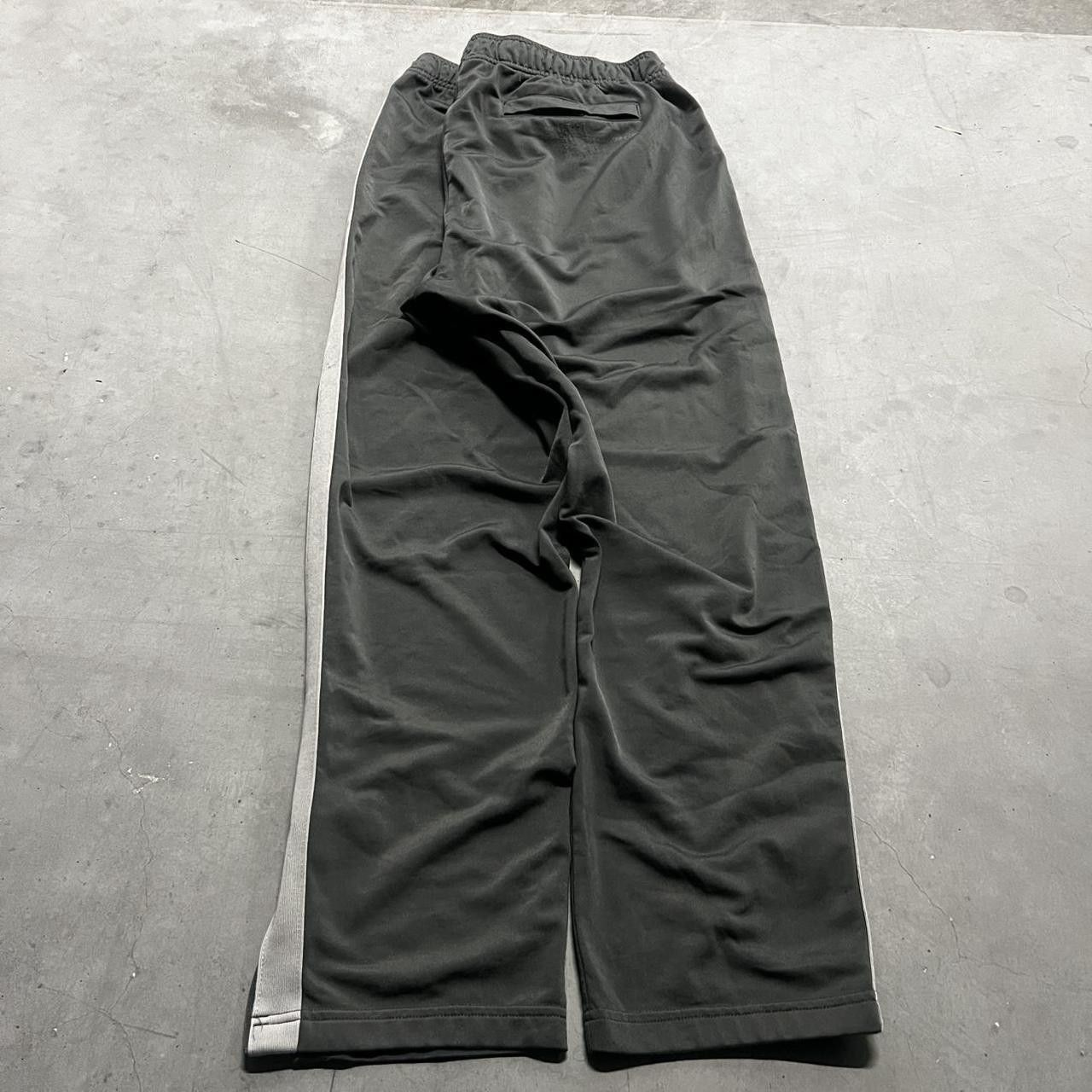 Vintage Crazy Vintage Y2K/2000s Grey Striped Track Pants With Leg zip zippers and pockets! Size US 36 / EU 52 - 5 Thumbnail