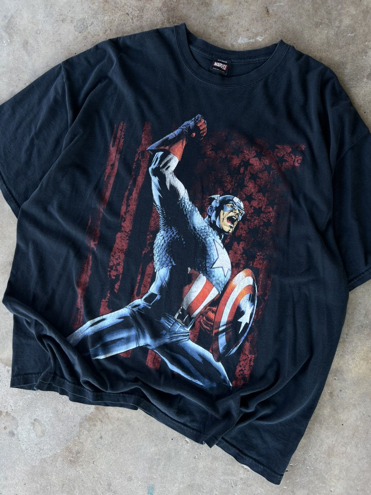 Marvel Comics Vintage 2000’s Marvel Mad Engine Captain America T Shirt Size US XL / EU 56 / 4 - 2 Thumbnail