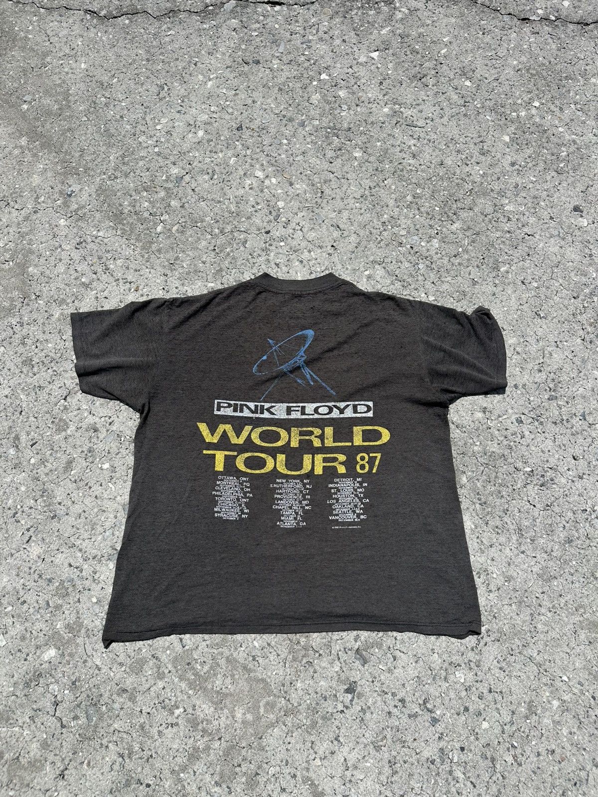Vintage Vintage 80s Thrashed thin and faded Pink Floyd tour | Grailed