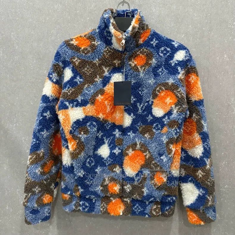Louis Vuitton Louis Vuitton Three-flower teddy plush jacket Size US XS / EU 42 / 0 - 1 Thumbnail