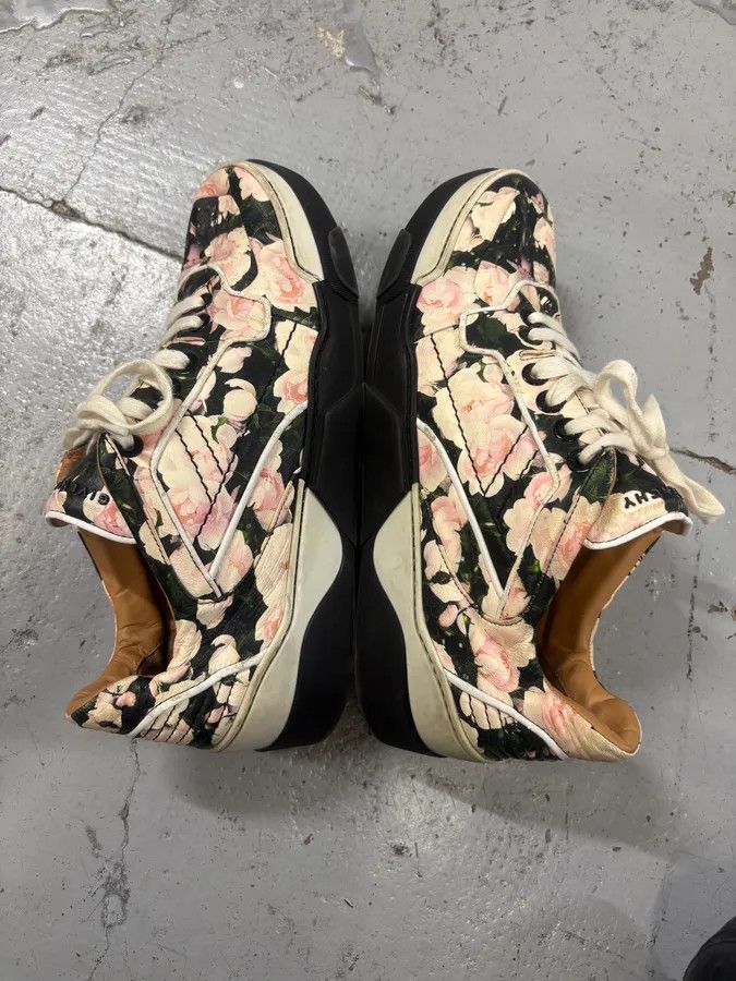 Givenchy 2010s Givenchy Tyson Floral Sneakers by Riccardo Tisci Size US 11 / EU 44 - 5 Thumbnail