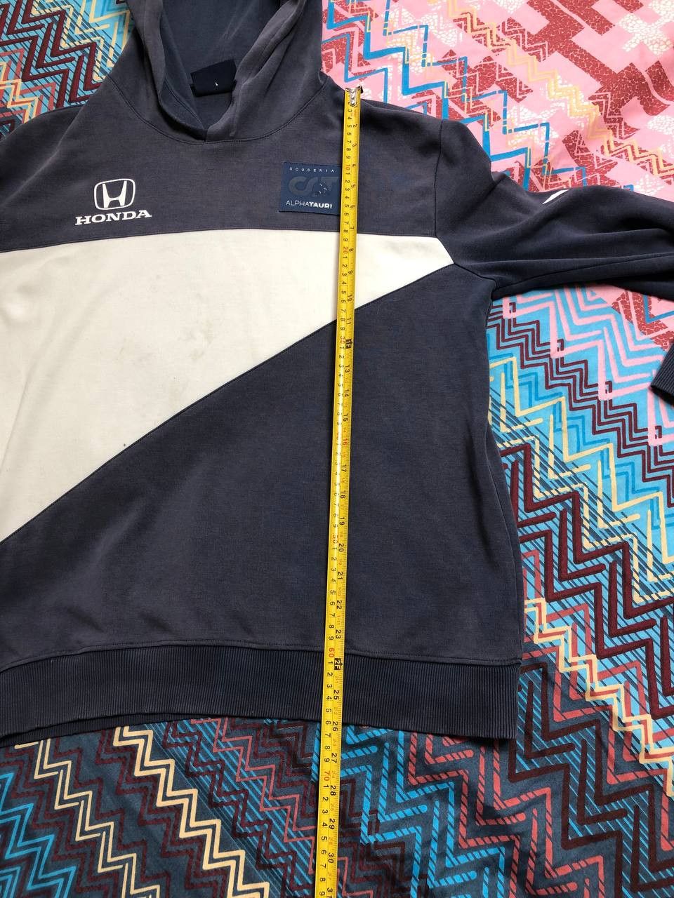 Vintage vintage streetwear Alphatauri logo Sweatshirt hoodie Size US L / EU 52-54 / 3 - 12 Thumbnail