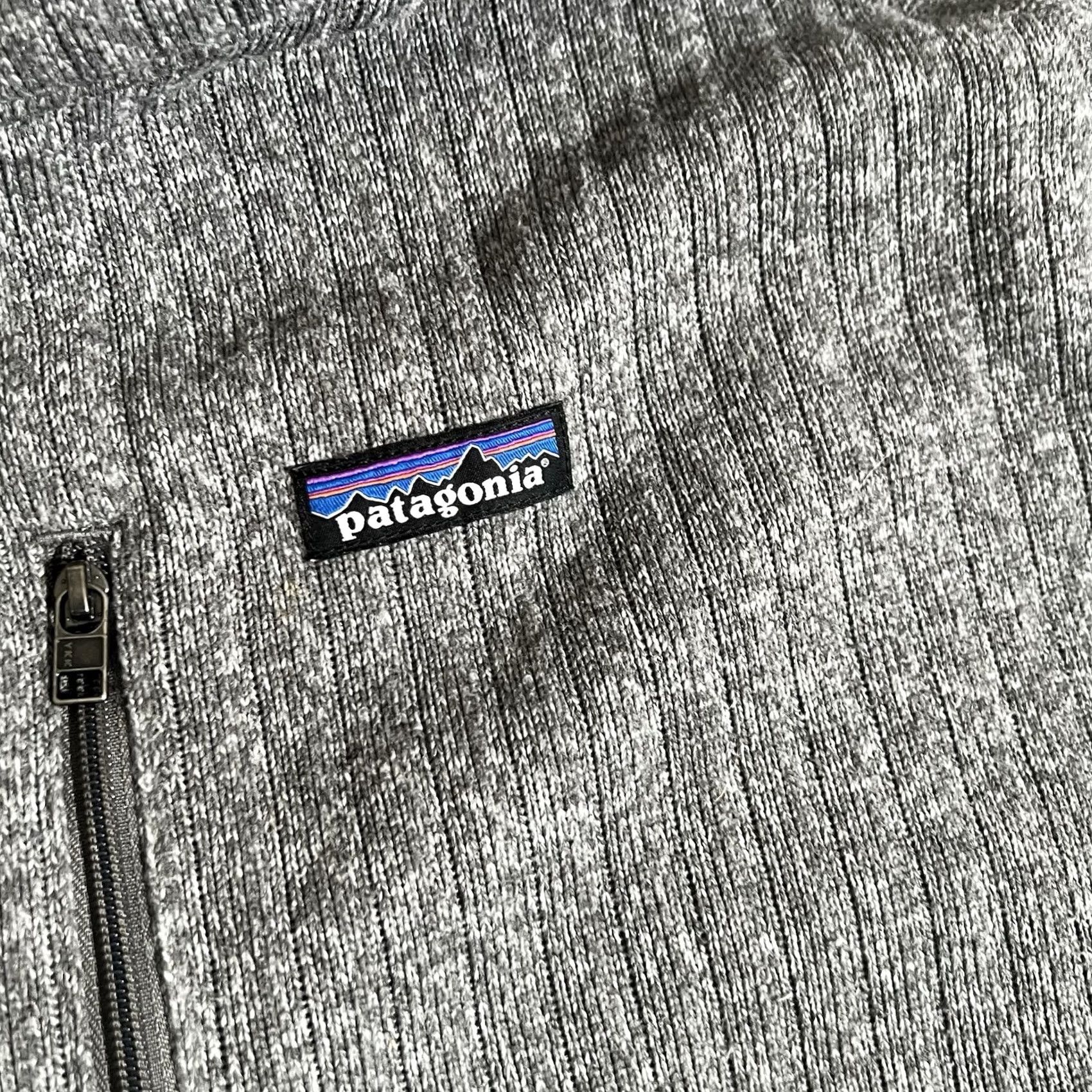 Patagonia Patagonia Sweater 2XL Mens Gray 1/4 Zip Hiking Pullover University Gorepcore Badge Logo Back Size US XXL / EU 58 / 5 - 3 Thumbnail