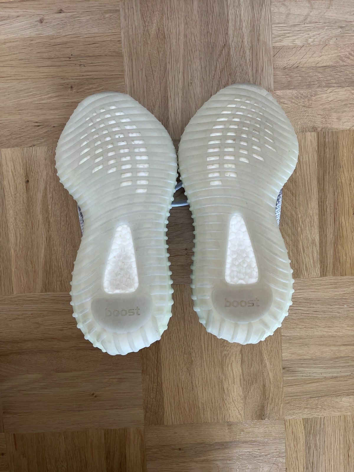 Yeezy Boost 350 V2 Blue tint yeezy Size US 4 / IT 34 - 5 Thumbnail