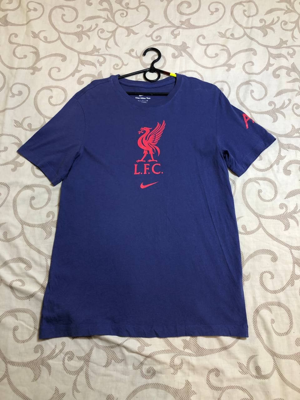 Nike Nike Liverpool FC Shirt Center Logo Short Sleeve Men Size US S / EU 44-46 / 1 - 1 Thumbnail