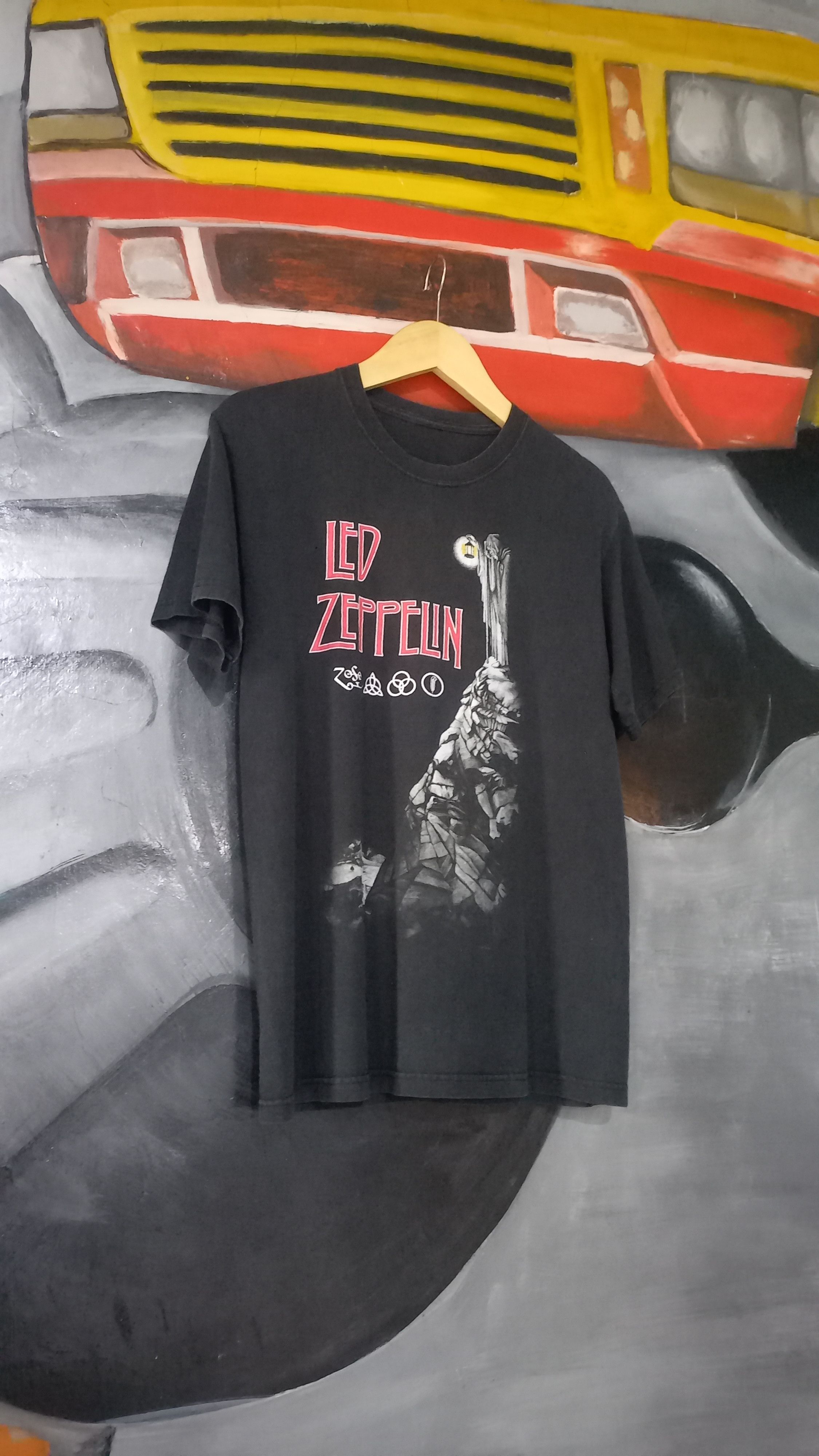 Other LED ZEPPELIN Zoso Size US M / EU 48-50 / 2 - 1 Thumbnail